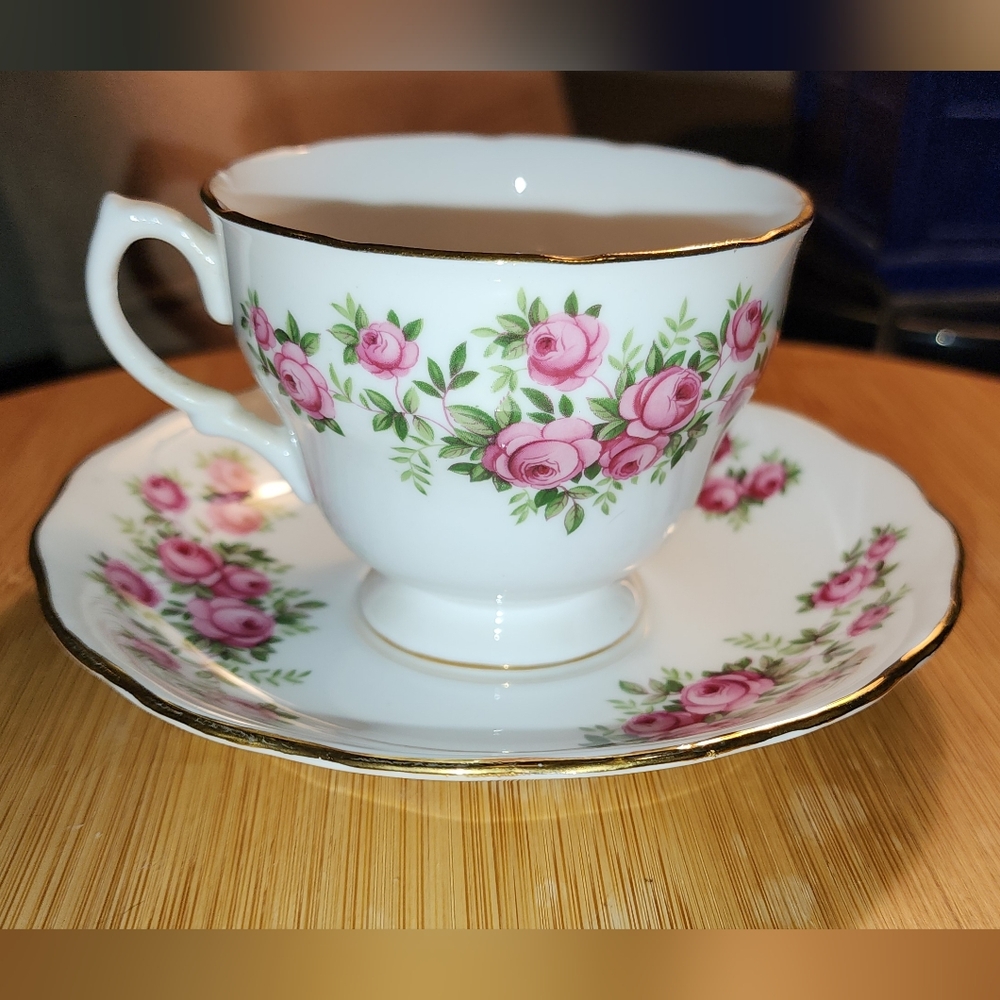 Vintage Royal Vale Bone China